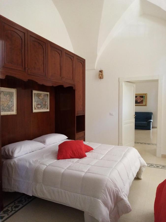 Bed and Breakfast Dimora Storica Le Perle Лечче Екстер'єр фото