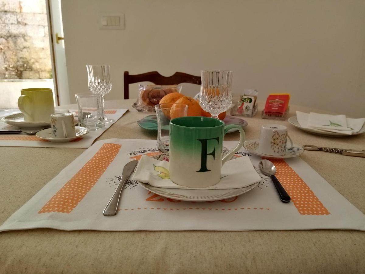 Bed and Breakfast Dimora Storica Le Perle Лечче Екстер'єр фото